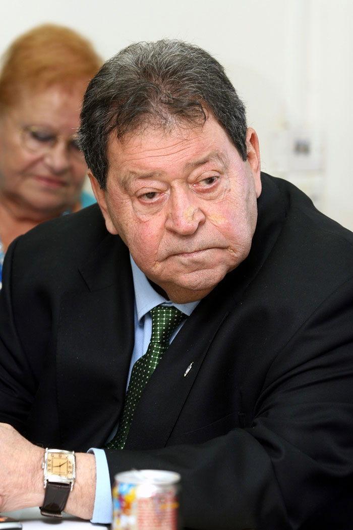 Ben Eliezer en visite en Jordanie. Identité Juive