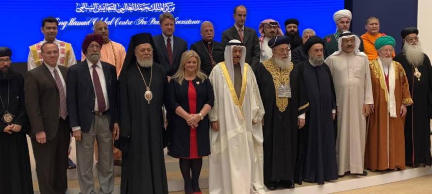 L’ancien grand rabbin d’Israël rencontre le roi du Bahreïn