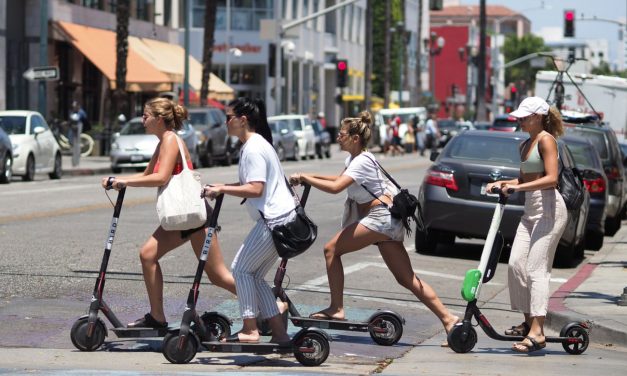 Tel Aviv, la première ville au monde qui adopte une législation sur les trottinettes