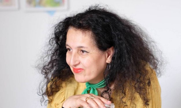 L’artiste anti-israélienne Zineb Sedira représentera la France à la Biennale de Venise