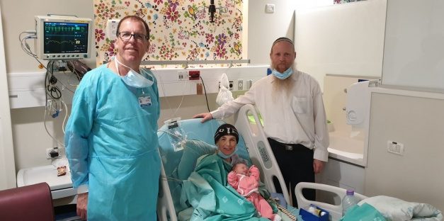 Une maman israélienne défie le terrorisme et donne la vie  après la mort de sa fille