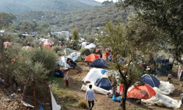 Une ONG israélienne s’empresse d’apporter son aide après l’incendie dévastateur du camp de réfugiés de Lesbos