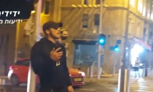De jeunes Arabes harcèlent des Haredim à Jérusalem dans un nouvel engouement sur TikTok