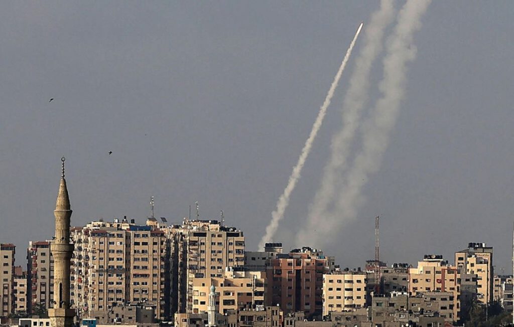 Tirs de roquettes palestiniennes lancés depuis la bande de Gaza sur Jérusalem