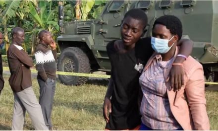Des rebelles islamistes tuent des dizaines d’écoliers en Ouganda