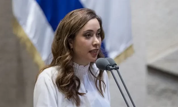 Que fait Madame May Golan pour les femmes des réservistes ?