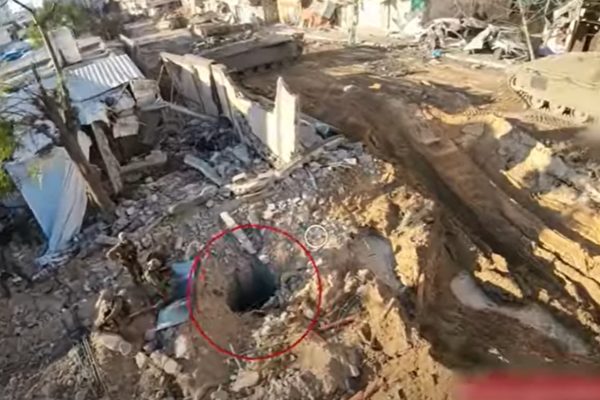 Israël porte un coup décisif : 200 terroristes palestiniens neutralisés lors d’un raid sur un complexe hospitalier à Gaza