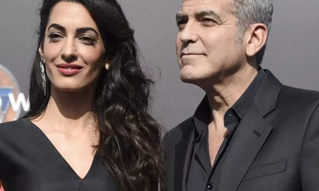 Amal Clooney établit des parallèles entre Israël et le Hamas en soutenant les mandats d’arrêt de la CPI