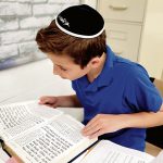 La Fondation Leviev investira 50 millions de dollars pour des enfants juifs