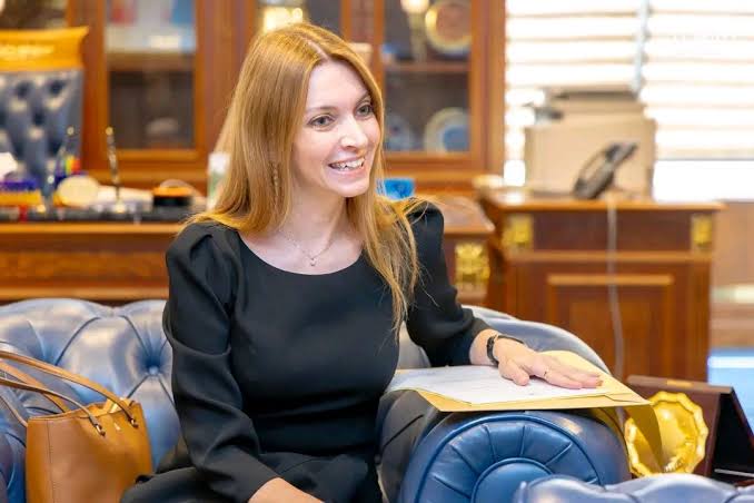 Qui est Mme Yulia Rachinsky-Spivakov, la nouvelle ambassadrice de l’État d’Israël à Dakar (Sénégal).